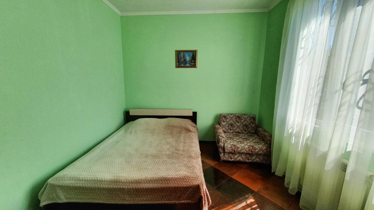 Guest House Ziemfira ซุคุม ภายนอก รูปภาพ